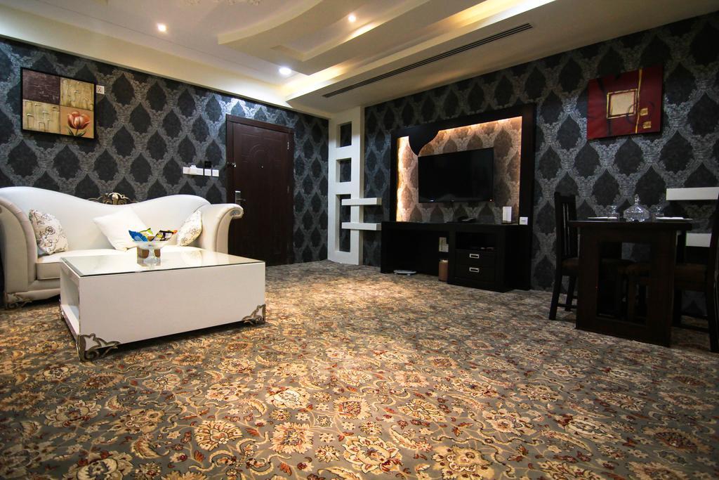 Rest Night Serviced Apartments- Alhamra Ер-Ріяд Номер фото A room at the hotel