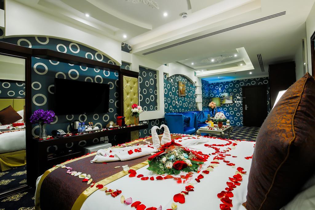 Rest Night Serviced Apartments- Alhamra Ер-Ріяд Екстер'єр фото A suite at the hotel
