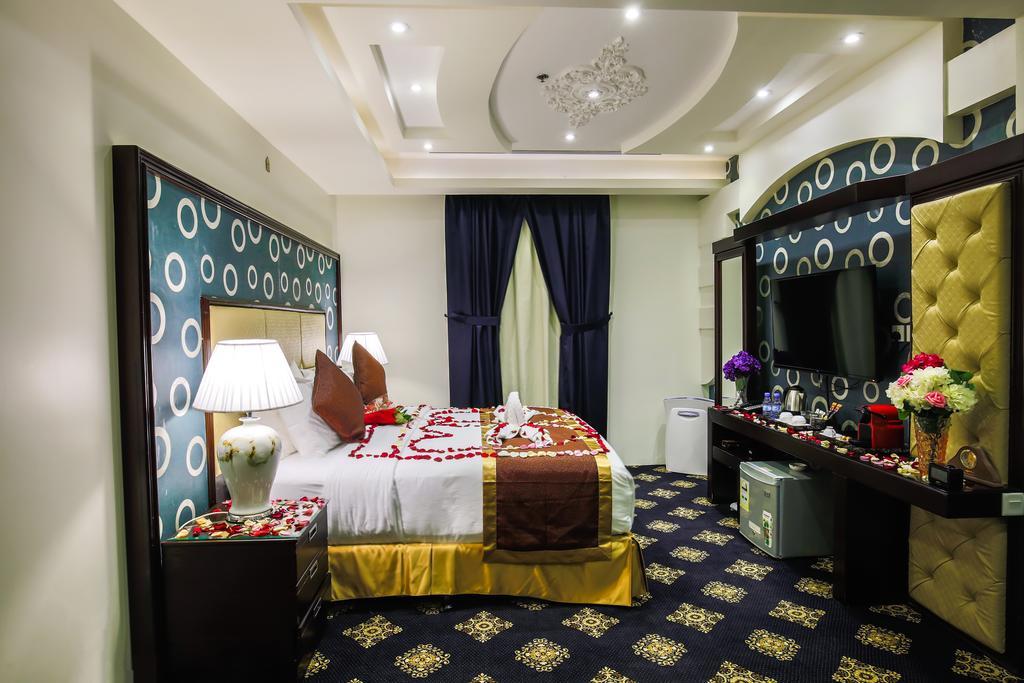 Rest Night Serviced Apartments- Alhamra Ер-Ріяд Екстер'єр фото Suite