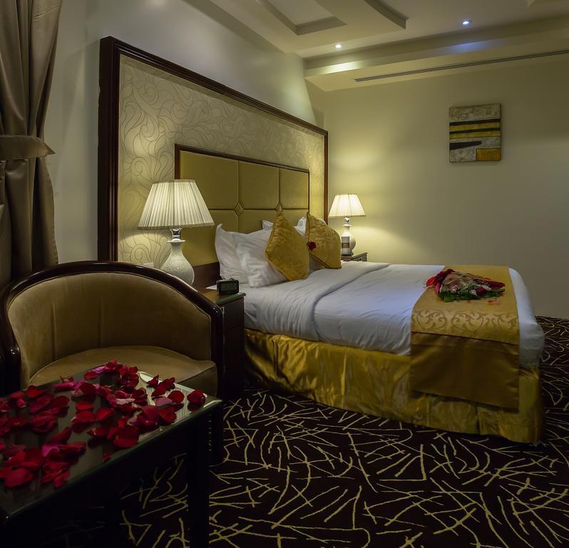 Rest Night Serviced Apartments- Alhamra Ер-Ріяд Екстер'єр фото A bedroom at the hotel